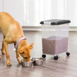 IRIS Airtight Pet Food Storage Container