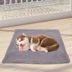 Pet Genius Heated Pet Pad - M -PawHut Store GUEST 603487c8 f0a0 40ce a761 4c48d2ed65e5