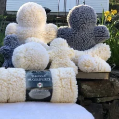 HuggleHounds HuggleFleece Synthetic Plush Lambswool Dog Mat, X-Large/30" X 48", Cream -PawHut Store GUEST 8c620bf3 a8b4 4c1f b61c 58a99779bbcd