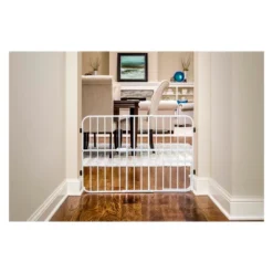 Carlson Expandable Gate With Small Dog Door - White