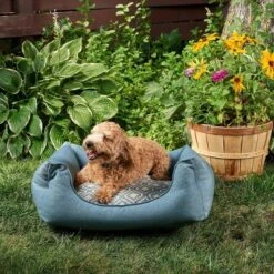 Winn + Willow Cuddler Geometric Dog And Cat Bed - Blue